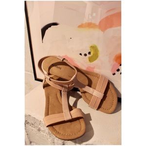 T-Strap Low Wedge Pink Sandal